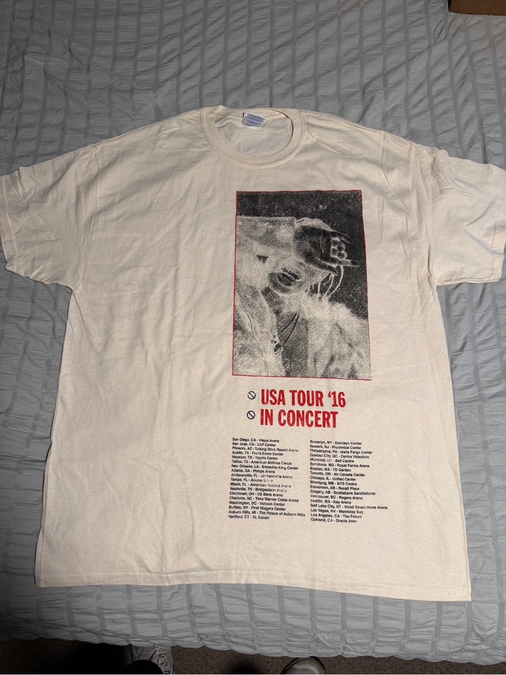 Travis Scott Tour '16 Graphic Concert Tee - White with Red & Black Print
